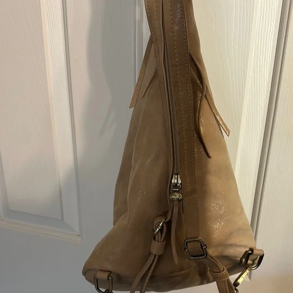 HOBO Sway Sling Shimmering Tan Shoulder Bag - Picture 2 of 10